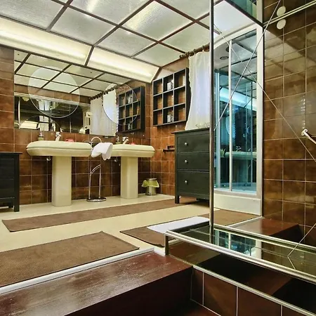 Family Friendly House With A Swimming Pool Pjescana Uvala, Pula - 21764 بيت للعطل