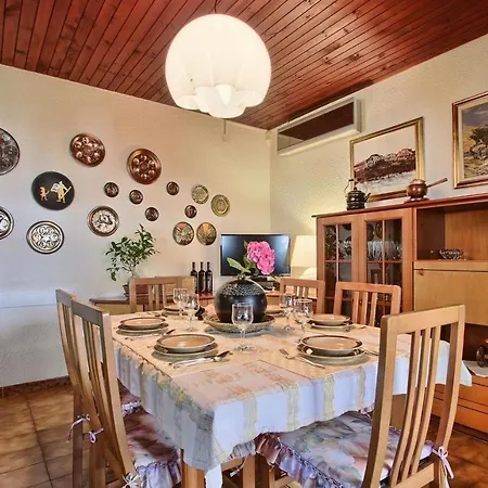 Holiday home Family Friendly House With A Swimming Pool Pjescana Uvala, Pula - 21764