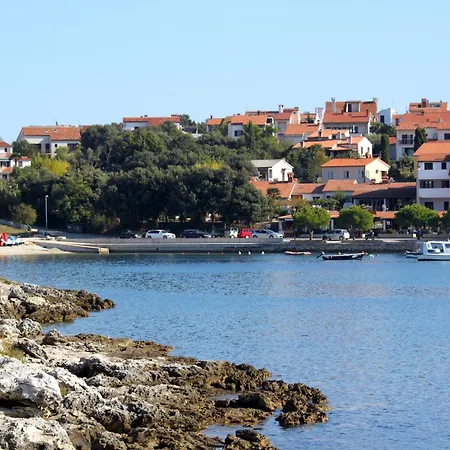 Family Friendly House With A Swimming Pool Pjescana Uvala, Pula - 21764 Holiday home Pjescana Uvala