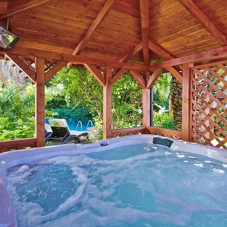 Holiday home Family Friendly House With A Swimming Pool Pjescana Uvala, Pula - 21764 *