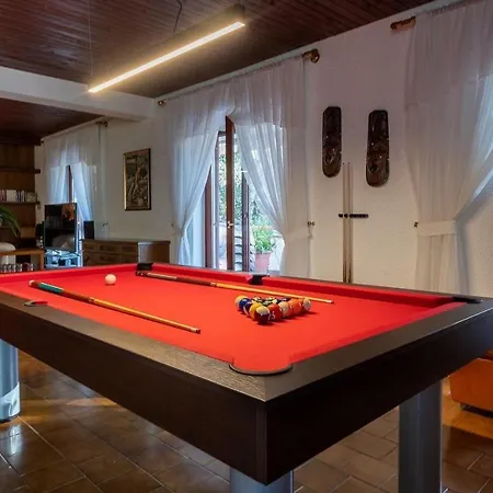 Family Friendly House With A Swimming Pool Pjescana Uvala, Pula - 21764 Pjescana Uvala
